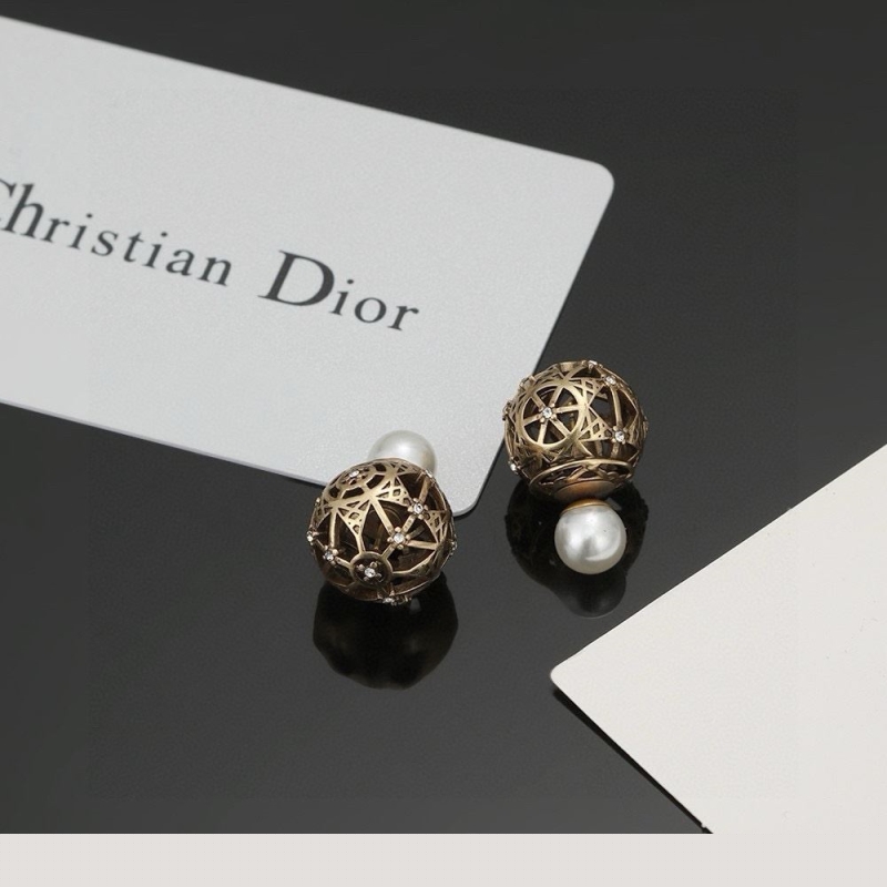 ch**an D*or earrings